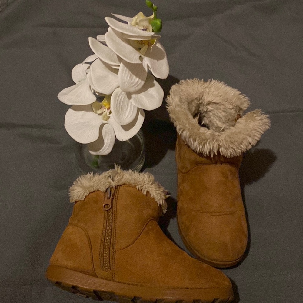 Toddler girls boots 👢